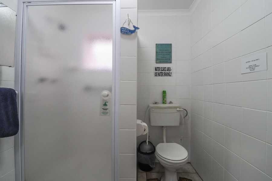 4 Bedroom Property for Sale in De Kelders Western Cape